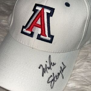 Vintage Arizona Wild Cats Hat Beanball cap  autographed Mike Stoops TOW  New‎